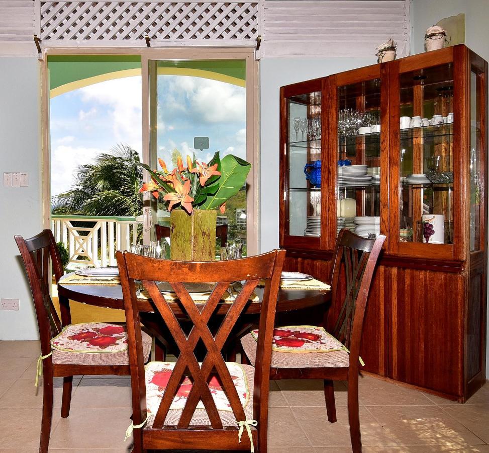 Beachfront Villa Gros Islet Exterior photo
